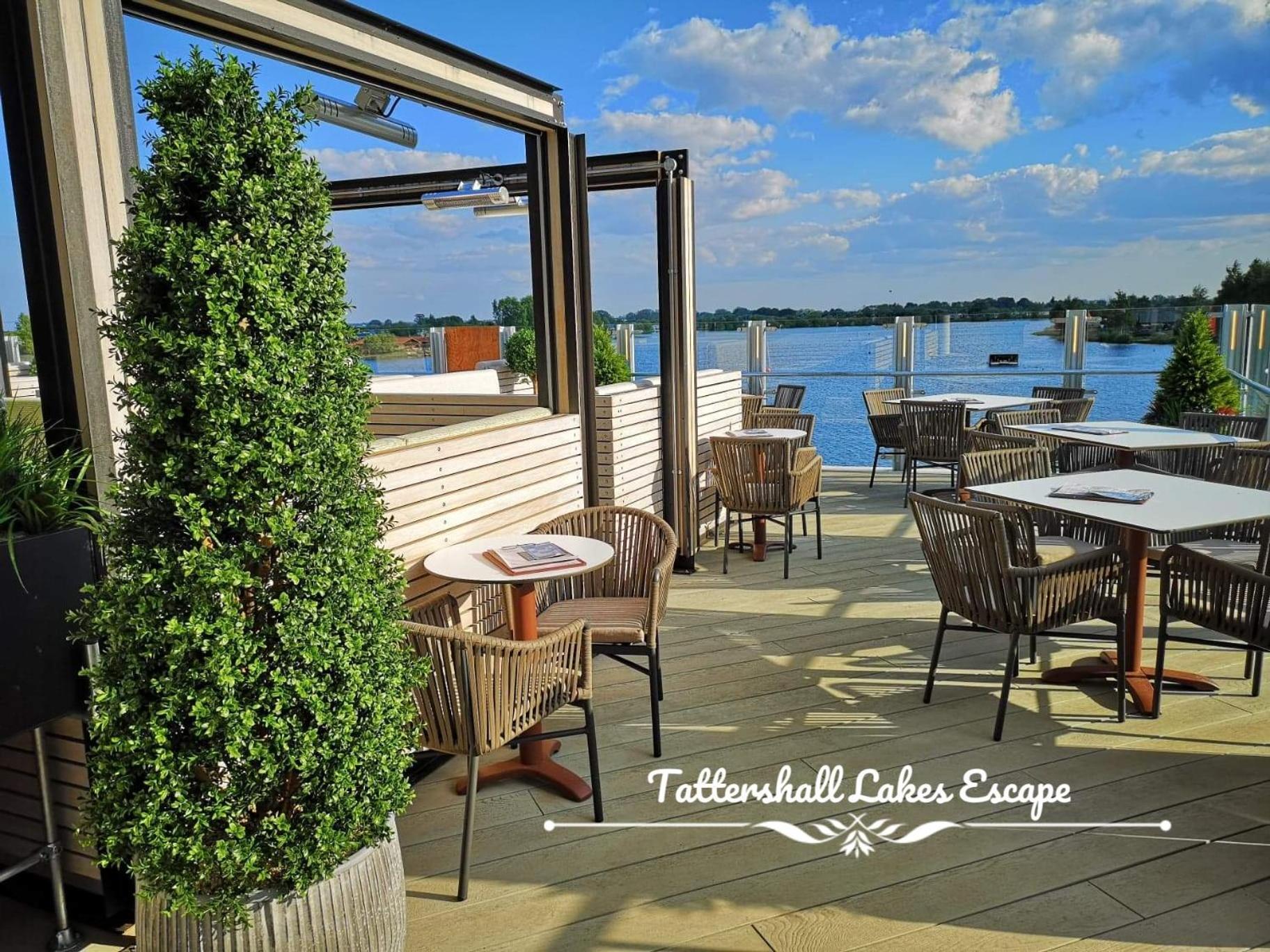 Meridian Tattershall Lakes Escape - Lakeside Lodge Caravan With A Fishing Peg Luxury Hot Tub Luaran gambar